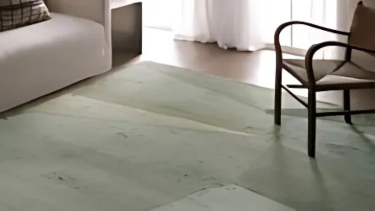 Hand-knotted rug from Jaipur Living’s new collection with modern and traditional design
