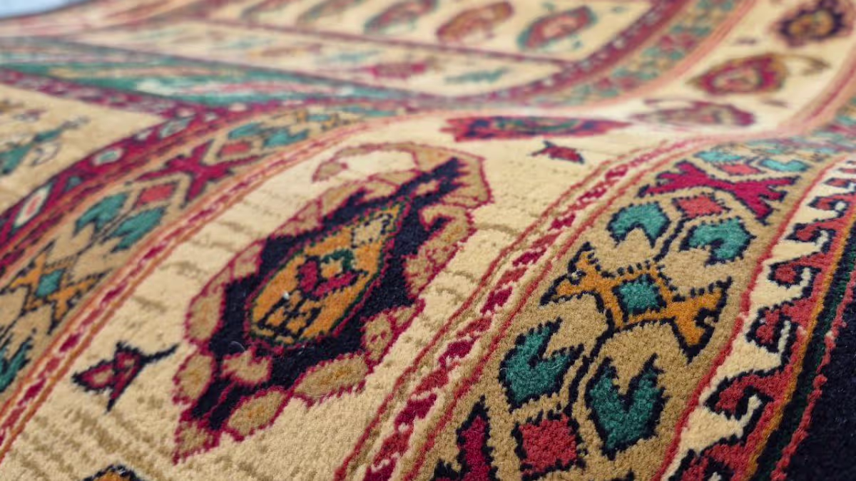 Iranian carpet design combining heritage craftsmanship with contemporary creativity